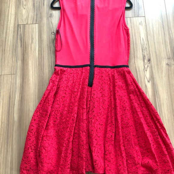 Red fit and flare dress size L - Picture 2 of 5